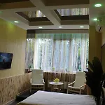 Greenwood Apartment *