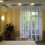 Greenwood Apartment *